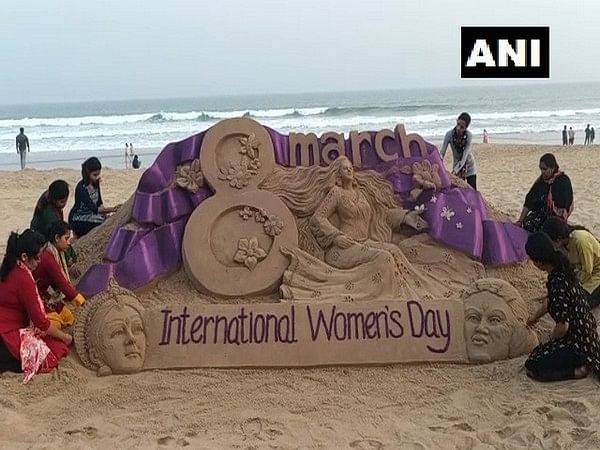 Women artists create beautiful sand sculpture on International Women's Day 2022