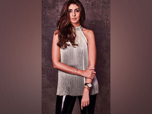 Karan Johar, Aryan Khan, Sidharth Malhotra attend Shweta Bachchan's star-studded white-themed birthday bash