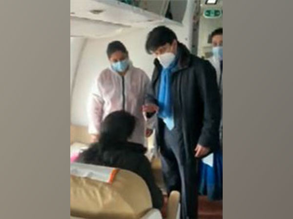 Jyotiraditya Scindia helps Indian national ailing from a ligament tear in Romania