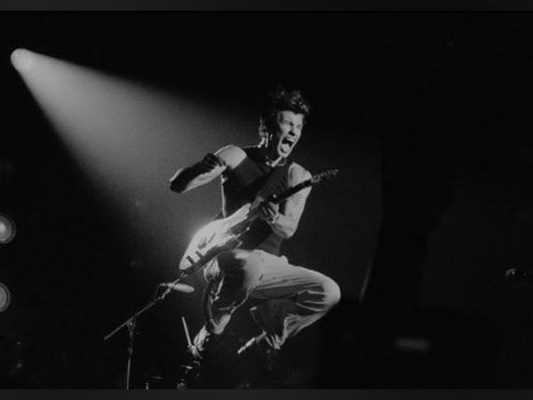 Shawn Mendes' first song for 2022 'When You're Gone' out now