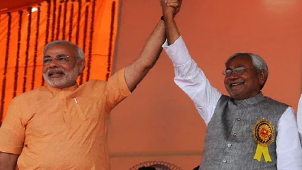 File photo of then Gujarat chief minister Narendra Modi and Nitish Kumar at a rally in Punjab in 2009 | PTI