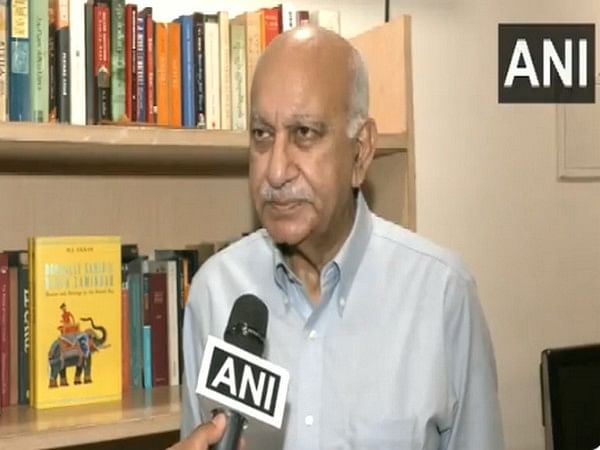 MJ Akbar recalls Rajiv Gandhi's reply on exodus of Kashmiri Pandits