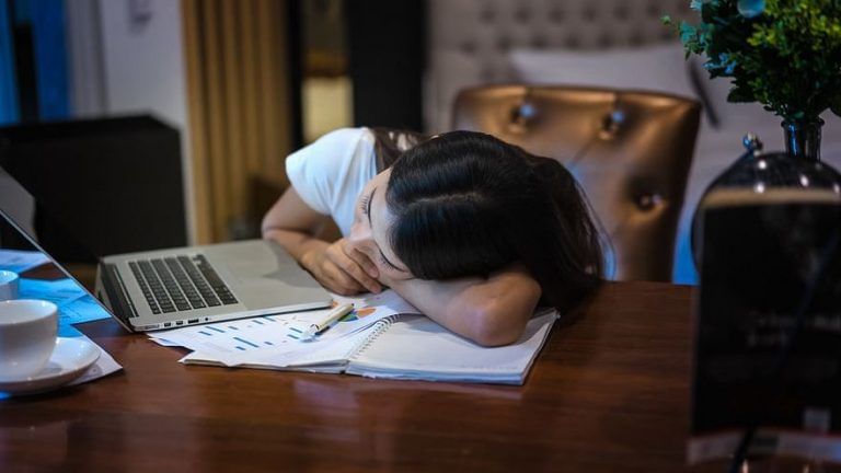 Singapore ‘most fatigued’, Mexico & Brazil don’t get much sleep either, UK bedmaker’s study finds