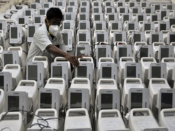 Microtek supplies 7,500 oxygen concentrators to ONGC in record time of 15 days