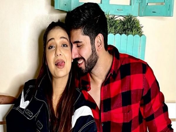 Divya Agarwal calls out netizens for questioning Varun Sood's character post split 