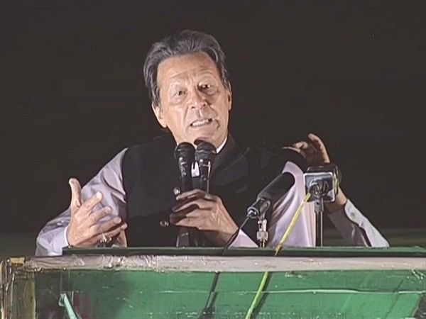 'Foreign funds' being used to attempt regime change in Pakistan: Imran Khan