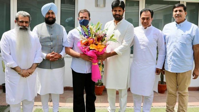 New Punjab Congress chief Amarinder Singh Raja Warring with Congress leader Rahul Gandhi and other senior party leaders from the state | Photo credit: @RajaBrar_INC