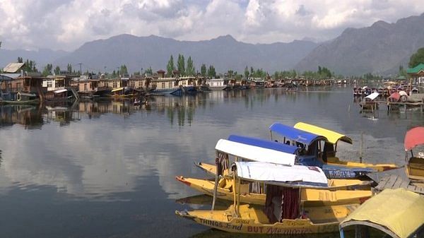 Kashmir: More youth activities as government succeeds in driving fear away