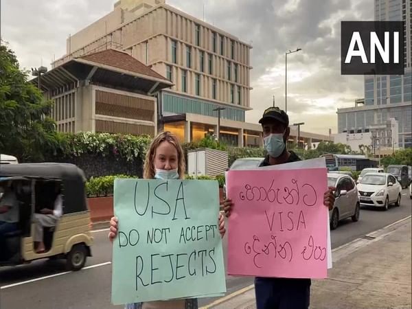 Protest held outside US Embassy in Colombo against Sri Lankan govt