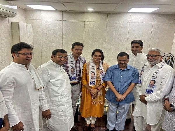 Former Haryana Congress leader Nirmal Singh, daughter Chitra join AAP 