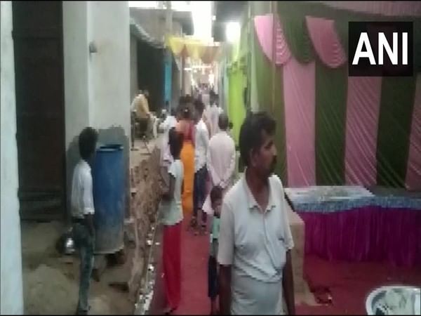 Bride shot dead by jilted lover at her wedding in UP's Mathura Bride shot dead by jilted lover at her wedding in UP's Mathura