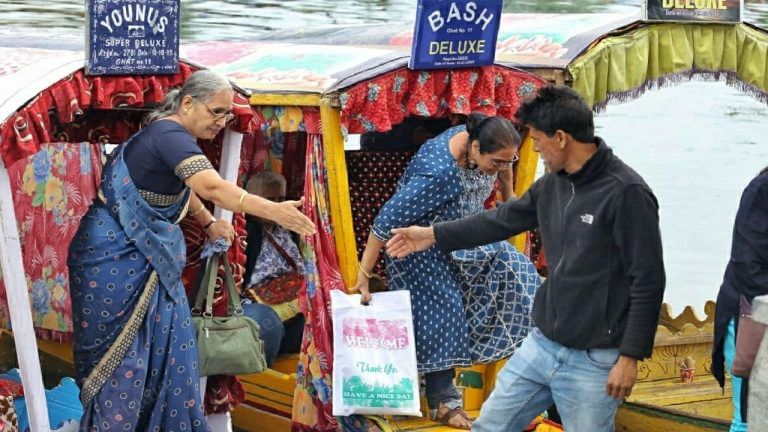 As Kashmir marks 10-year tourist boom, selfies, shikaras & pherans help make memories