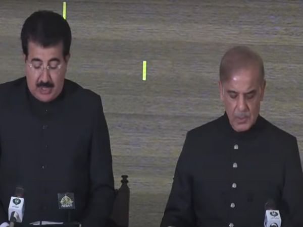 Shehbaz Sharif takes oath as the 23rd Prime Minister of Pakistan