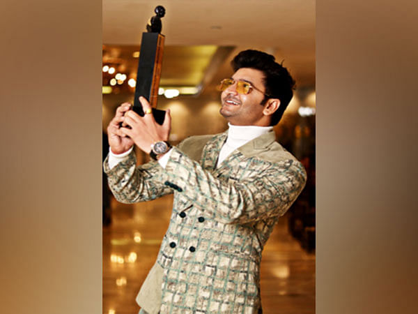 Anupriya: Another blockbuster performance by Ajit Pandit 