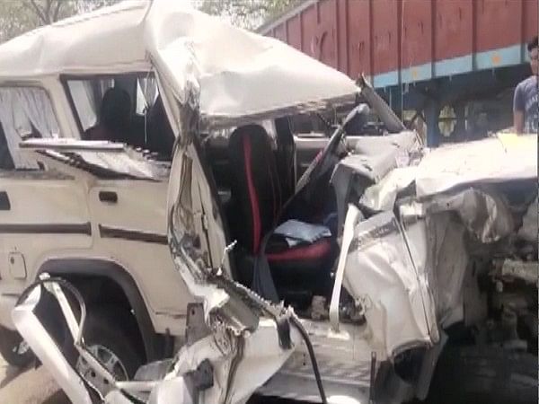 Uttarakhand: Laksar SDM severely injured in road accident near Landhaura, driver killed