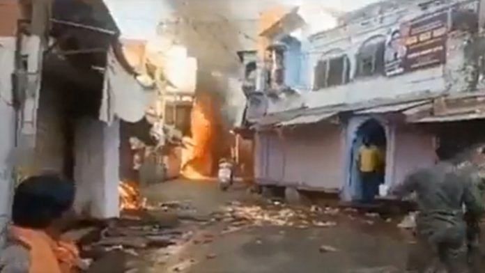 Shop put on fire in Karauli, Rajasthan on 2 April 2022