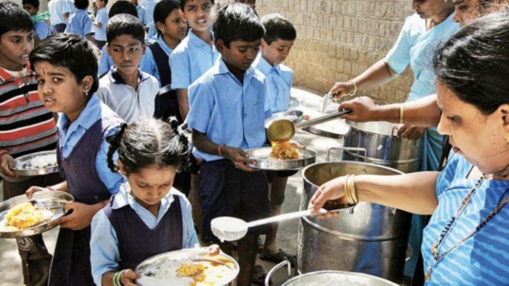 Unlike UP, Telangana dishes out quality mid-day meal for students-Telangana  Today