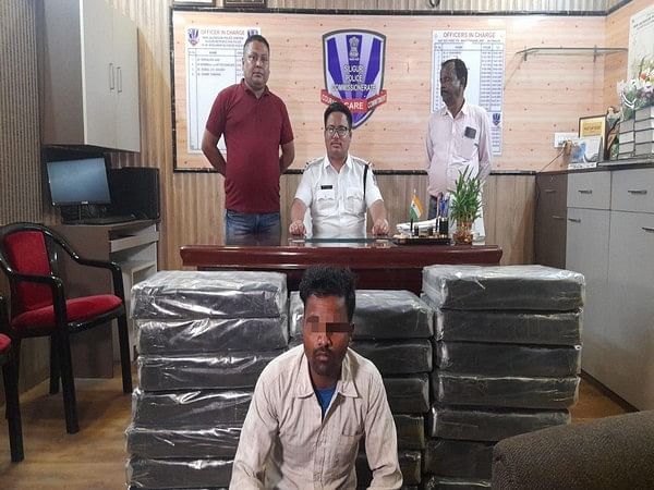 West Bengal: Police seize 208 kg ganja from a truck in Siliguri, driver held