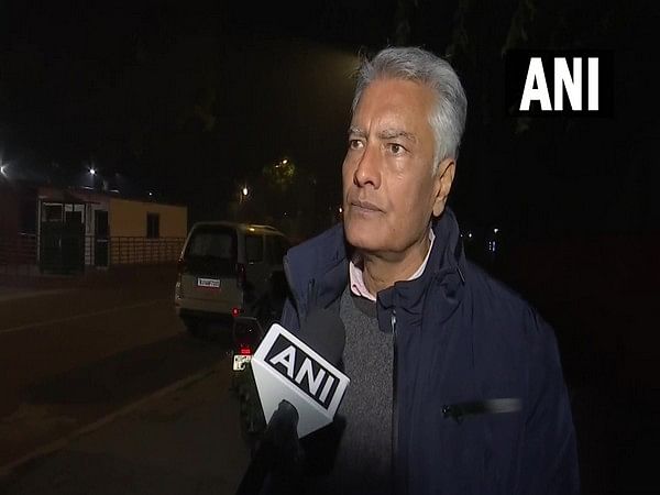 Sunil Jakhar expresses displeasure over Congress disciplinary committee's show-cause notice