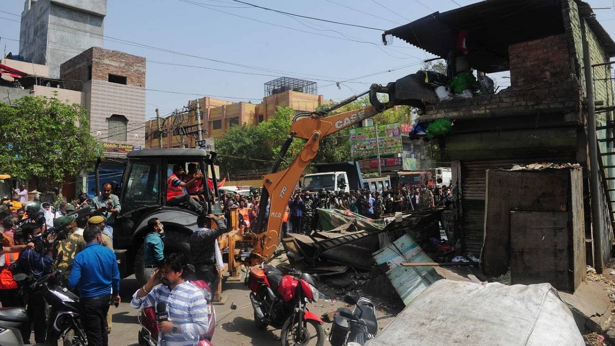 ‘No one listened’: Jahangirpuri residents cry after bulldozers raze ...