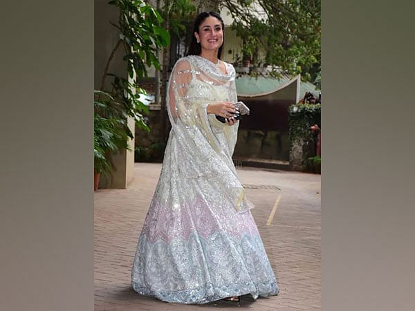 Kareena Kapoor photo | Love pastel hues? Kareena Kapoor Khan's blue lehenga  will make you shine at a day wedding