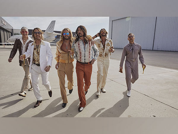 Foo Fighters win 3 Grammy Awards one week after Taylor Hawkins' death