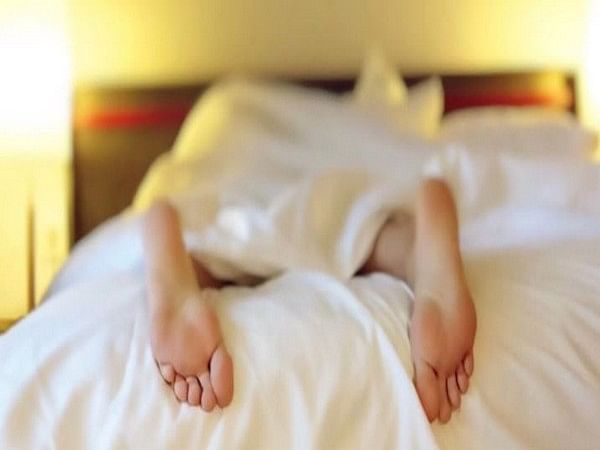Study reveals seven hours of sleep is optimal in middle, old age