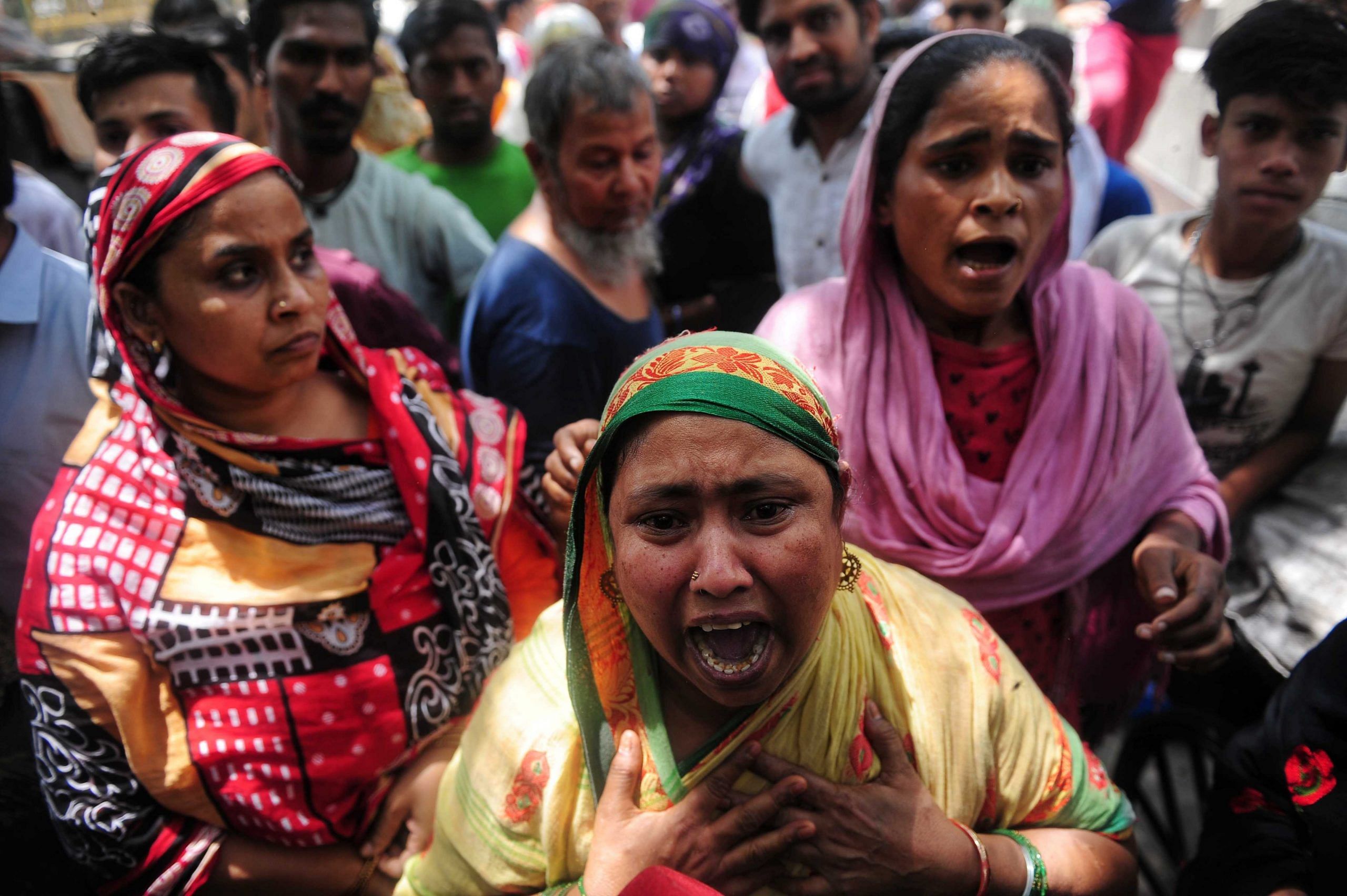 Distressed local residents during the demolition drive in Jahangirpuri on 20 April | Photo: Suraj Singh Bisht | ThePrint 