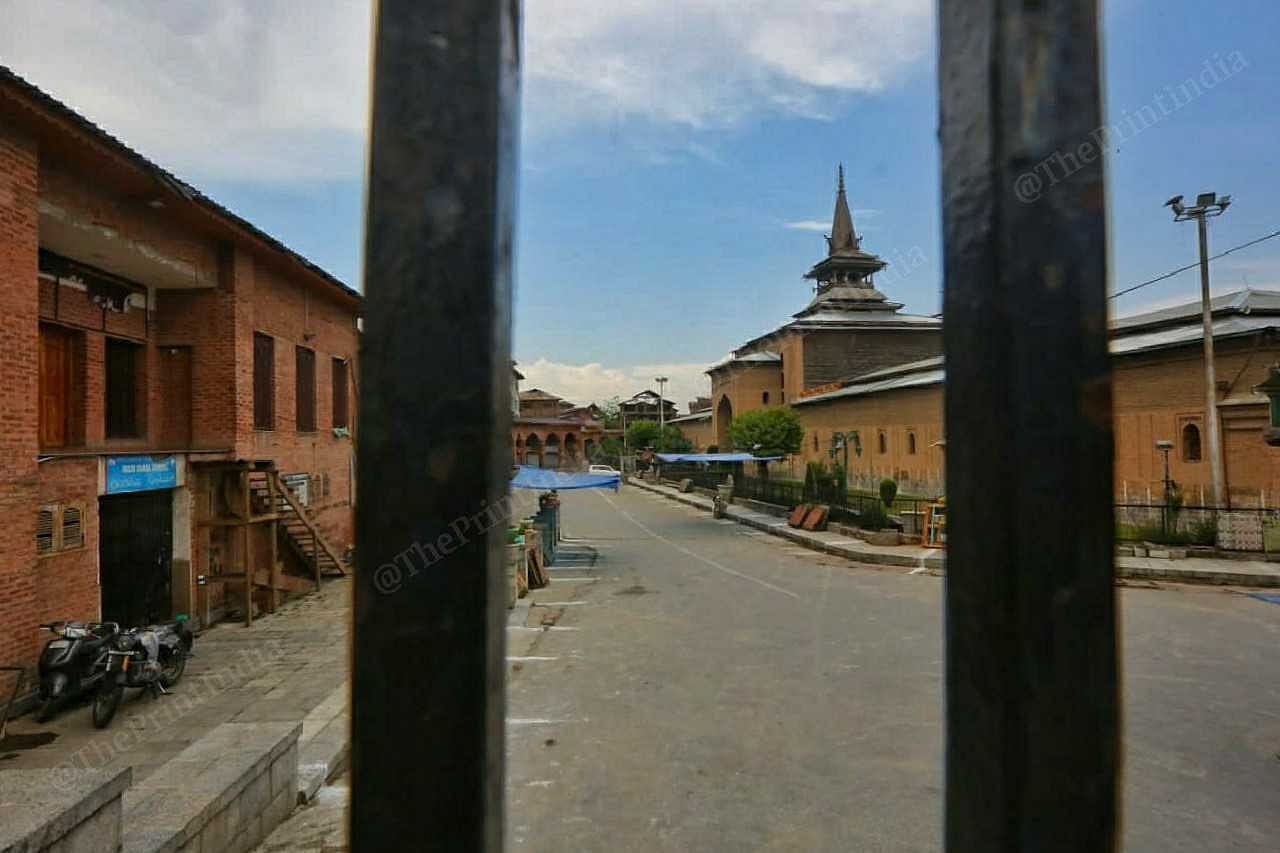 The locked gates of the Jamia Masjid in Srinagar Friday, on the day of Jumat-ul-Vida | Photo: Praveen Jain | ThePrint