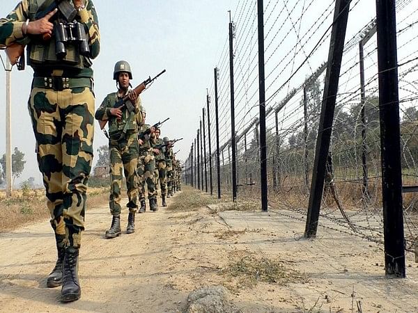 BSF hands over 4 Bangladeshi nationals to BGB – ThePrint – ANIFeed