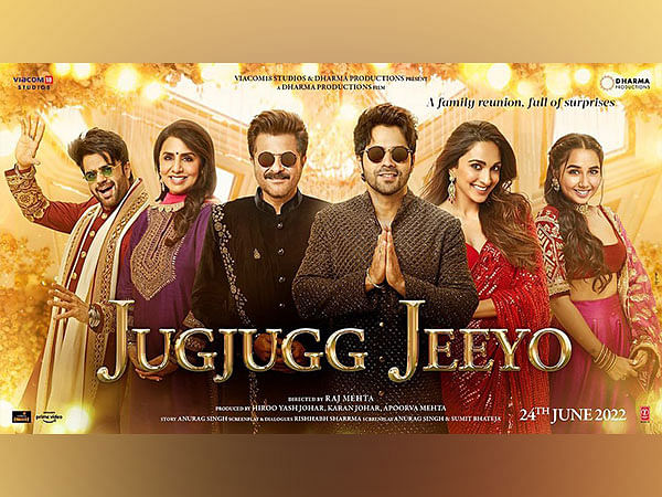 'Jug Jugg Jeeyo' first poster out: Check out this family reunion of Kiara Advani, Varun Dhawan, Anil & Neetu Kapoor