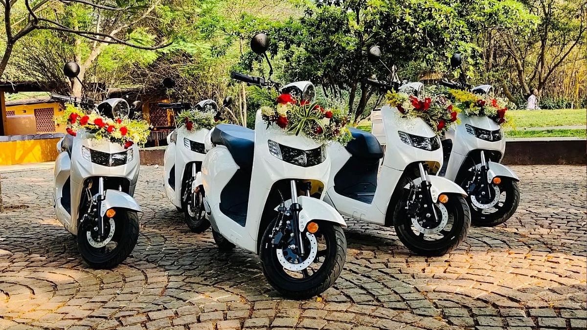 Bounce Infinity Picture A fleet of Bounce Infinity electric two-wheelers. | Photo Credit: Twitter/@bounce_infinity