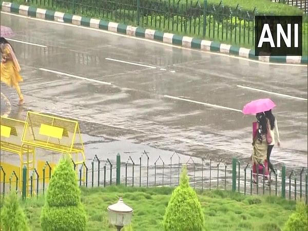 IMD issues 'orange alert' for Bengaluru, predicts rains in parts of southern states