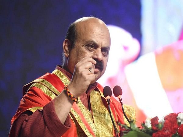 Karnataka CM calls upon young doctors to serve people