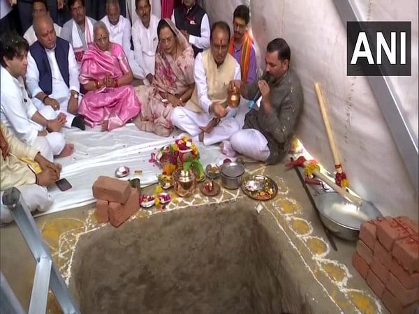 Gwalior: Women will run Devraj Institute of Medical Sciences and Hospital, says MP CM after its 'bhoomi poojan'
