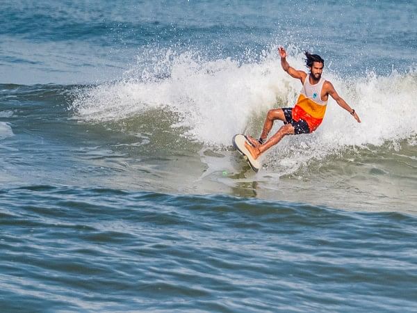 Challenging conditions, stiff competition mark opening day of Indian Open of Surfing 2022