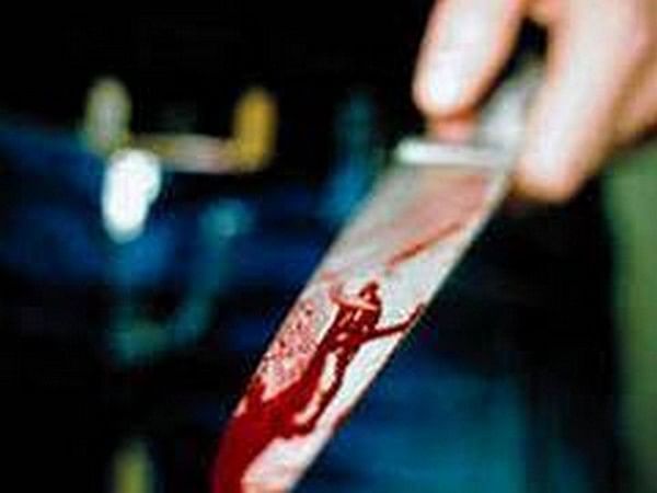Delhi: Student attacked with knife by unknown miscreants outside his school 