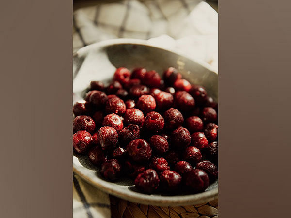 Cranberries may help improve memory and fight dementia, according to a new study