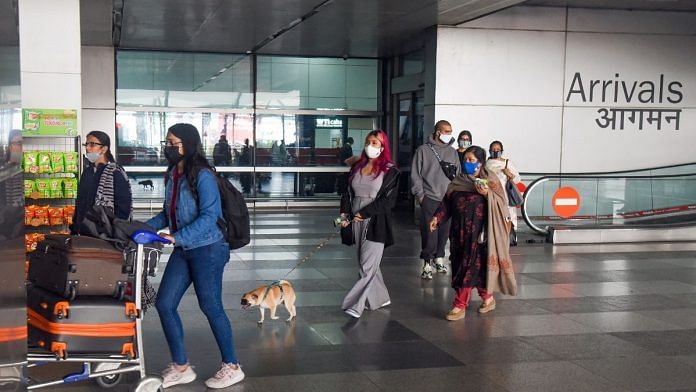 International passengers at the arrival section of Indira Gandhi International Airport in New Delhi | Representational image | ANI photo