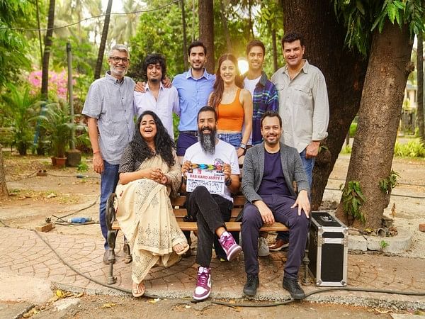 Nitesh Tiwari, Ashwiny Iyer Tiwari announce new project 'Bas Karo Aunty' 
