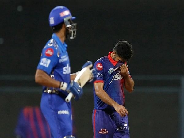 IPL 2022: Heartbreak for DC as Mumbai help RCB to reach playoffs