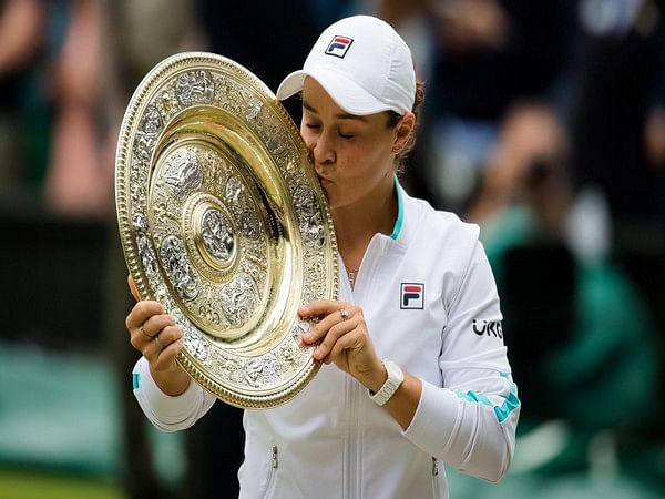 'Miss' and 'Mrs' to be removed from honours board of Wimbledon ...