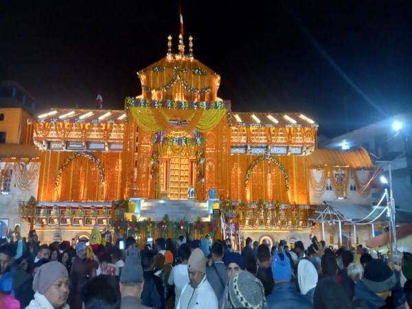 Badrinath Dham to open for devotees tomorrow, police personnel instructed to be cautious