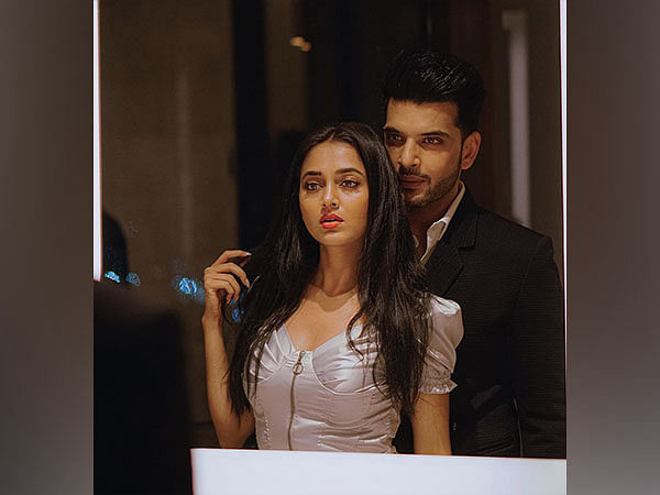 Karan Kundrra showers birthday love on his 'princess' Tejasswi Prakash, shares pictures of birthday celebration