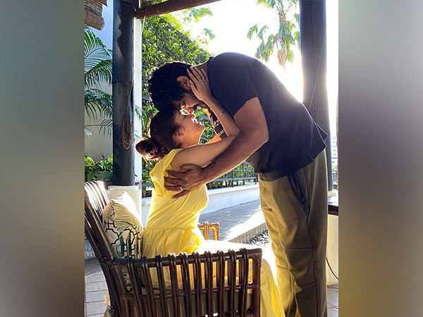 See Pictures: Vignesh Shivan Shares Romantic Moments With Wife ...