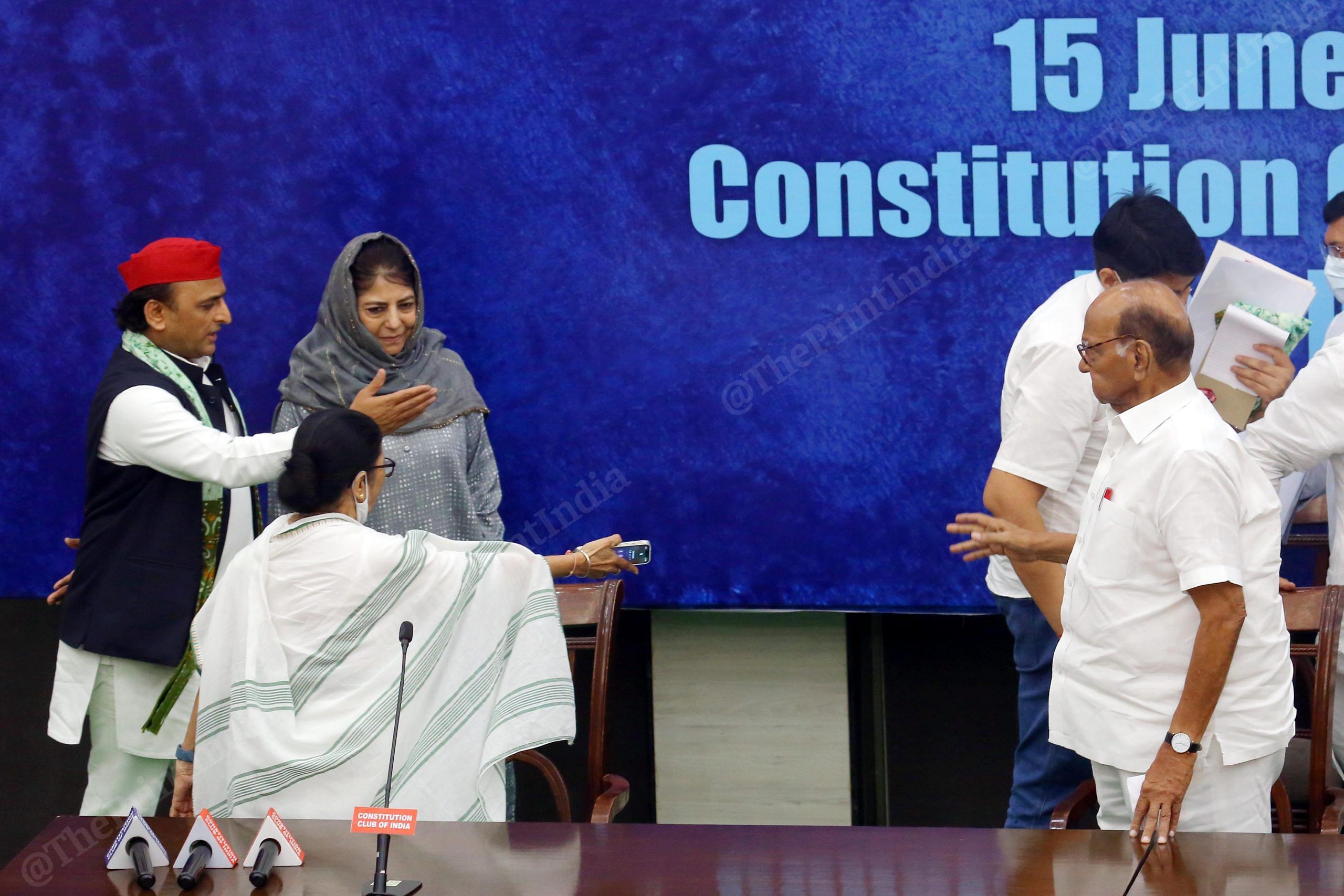 Mamata Banerjee, Sharad Pawar, Mehbooba Mufti and Akhilesh Yadav at Wednesday's meeting | Praveen Jain | ThePrint