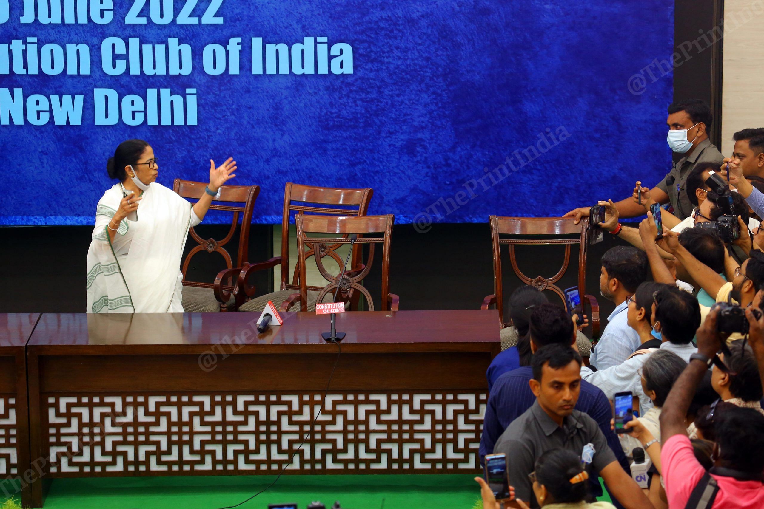 Mamata Banerjee talks to the media at Delhi's Constitution Club Wednesday | Praveen Jain | ThePrint