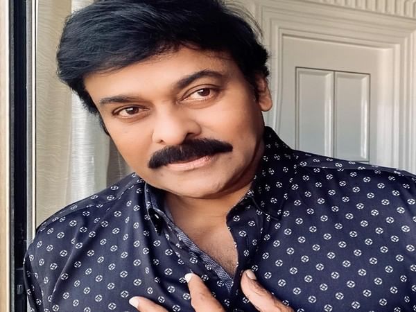 Karan Johar welcomes Chiranjeevi for Telugu dubbing of 'Brahmastra'