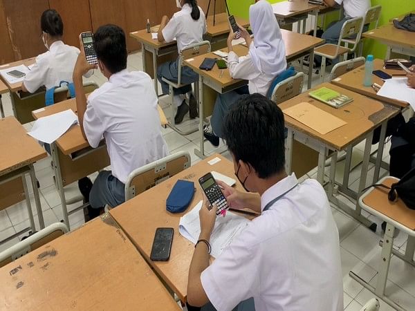 Casio contributing to math Education in Indonesia