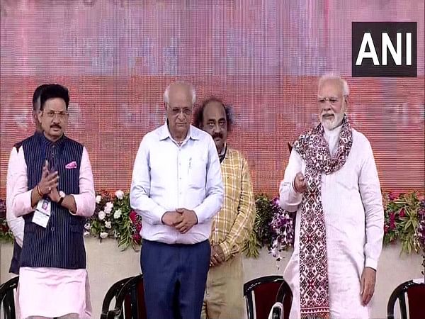 PM Modi Inaugurates, Lays Foundation Stone Of Projects Worth Over Rs ...